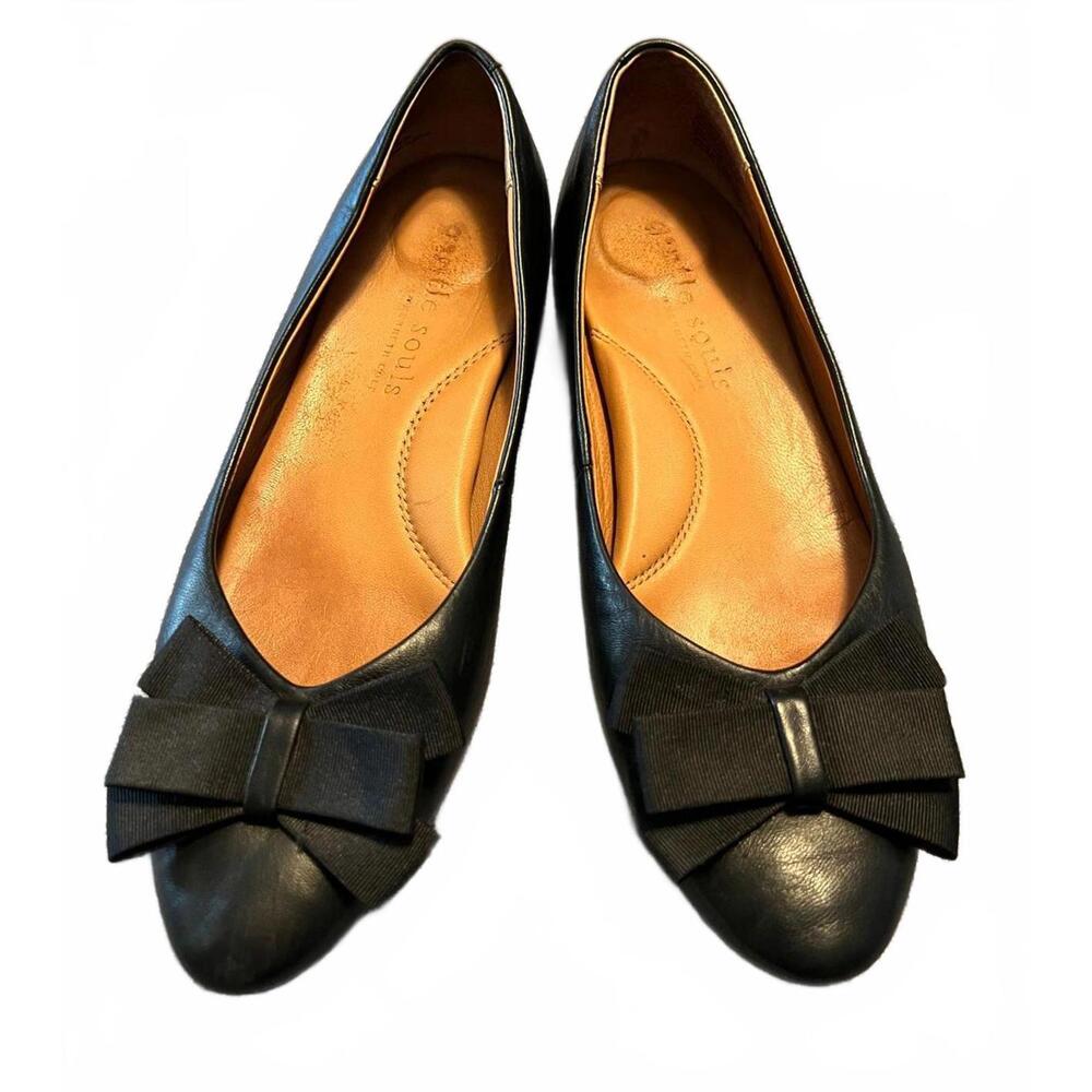 Gentle Souls by Kenneth Cole Women's Atlas Slip On Bow Ballet Flats Size 7.5M